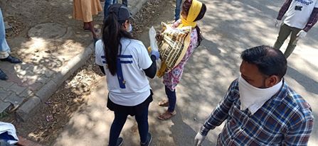 5th Distribution Drive at Slum near Gurudwara Nabha Sahib, Patiala Road Zirakpur on 6th April 2020 Drive Photo